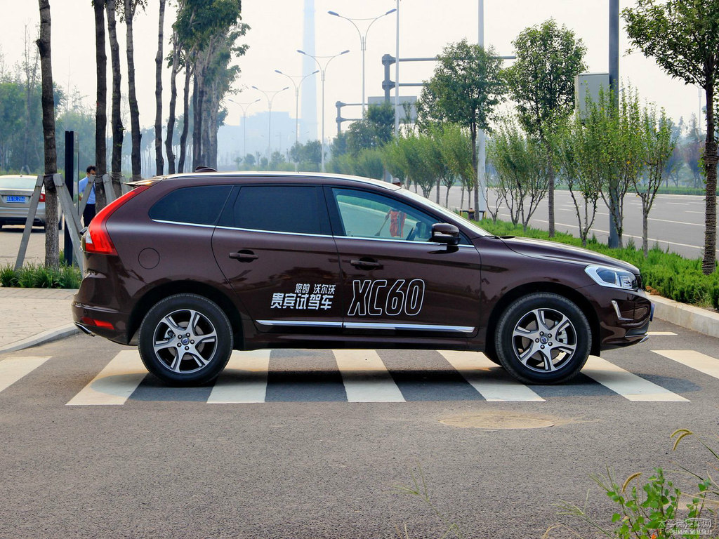 ɫ֠XC60(M(jn))܇^^DƬ