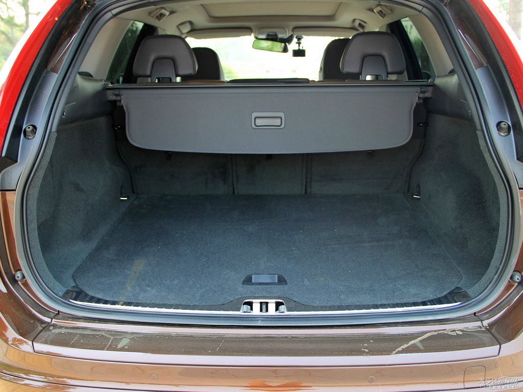 ɫ֠XC60(M(jn))gDƬ