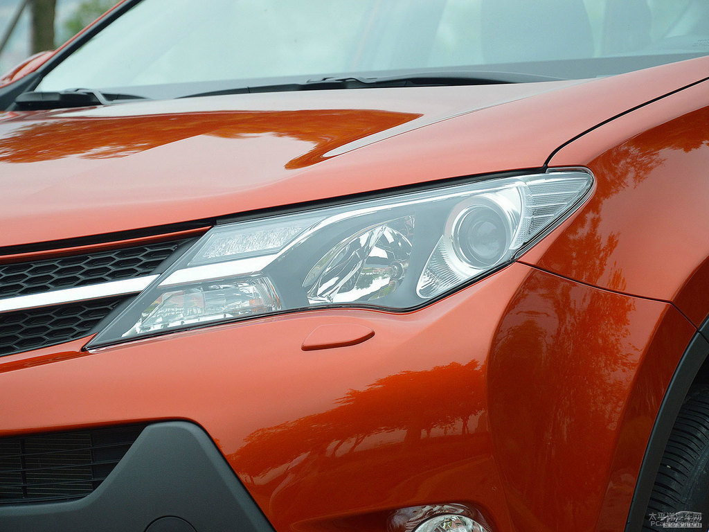 橙色RAV4榮放車頭外觀圖片