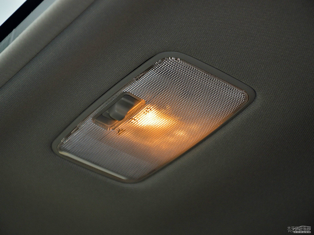ɫRAV4s܇(ni)DƬ