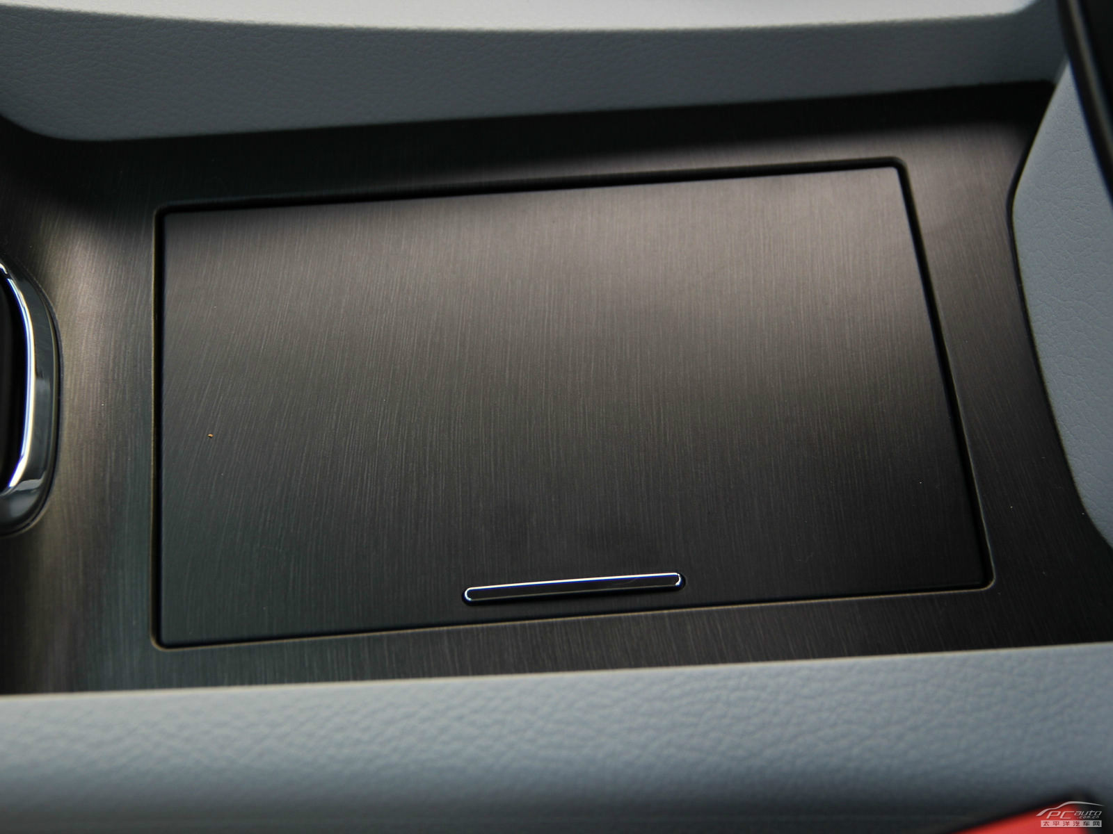 納智捷大7 SUV空間高清大圖