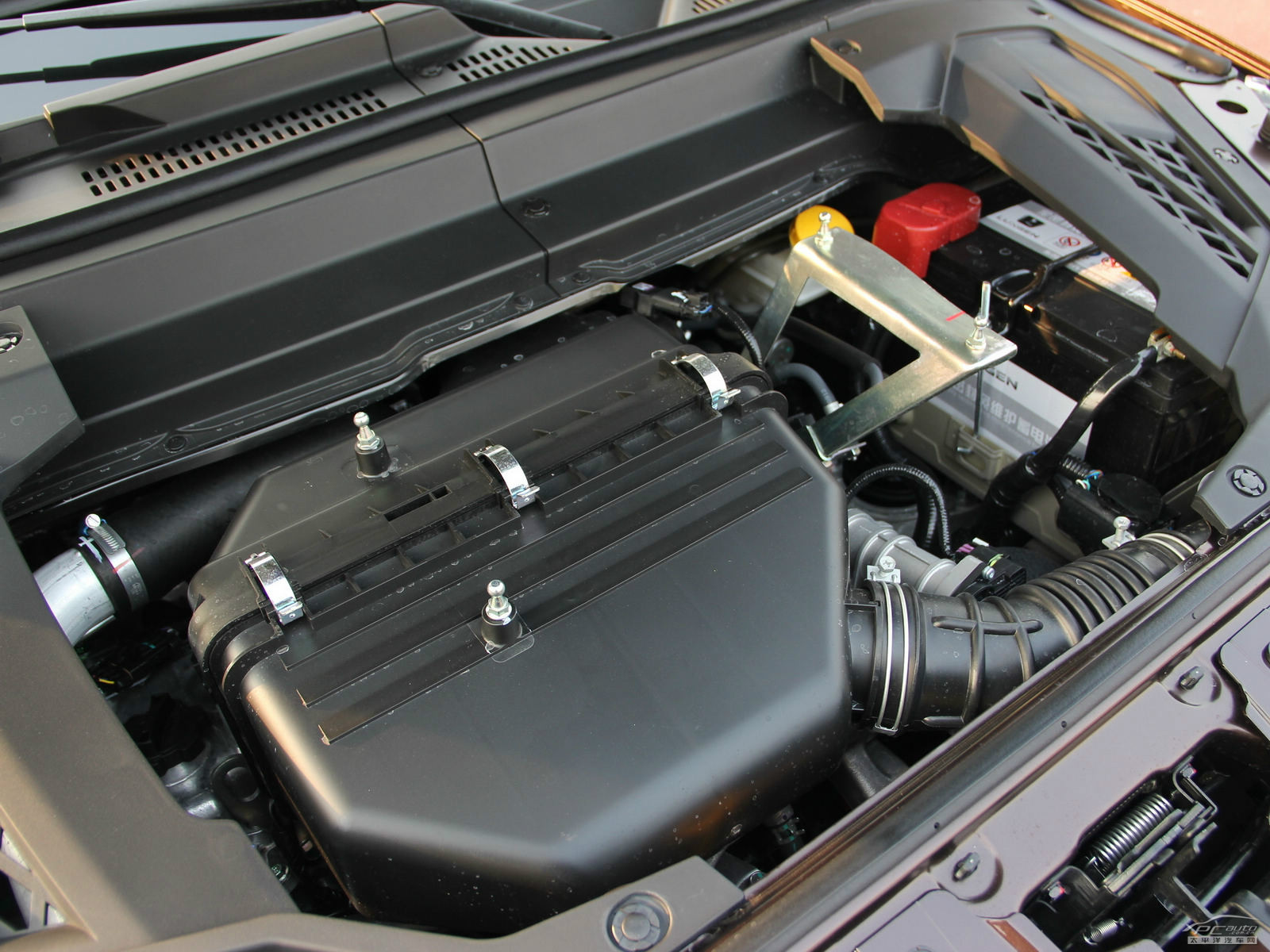 納智捷大7 SUV細節(jié)高清大圖