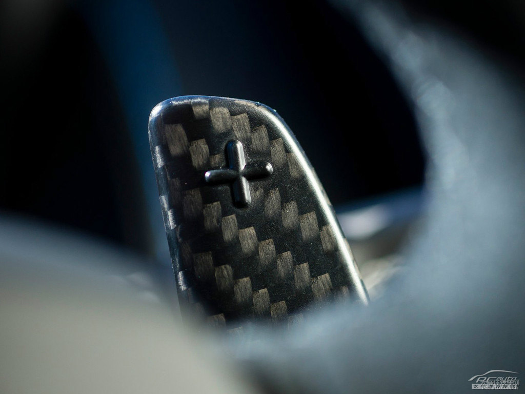 V12 Vantageп؃DƬ
