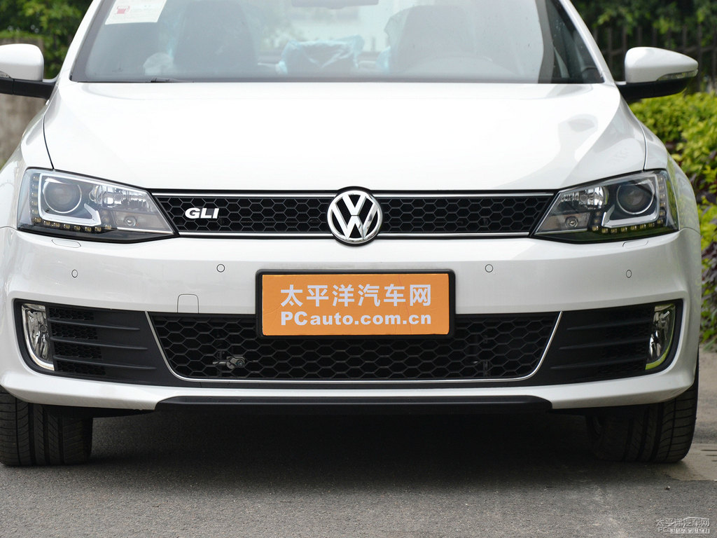 糖果白速騰車(chē)頭外觀圖片