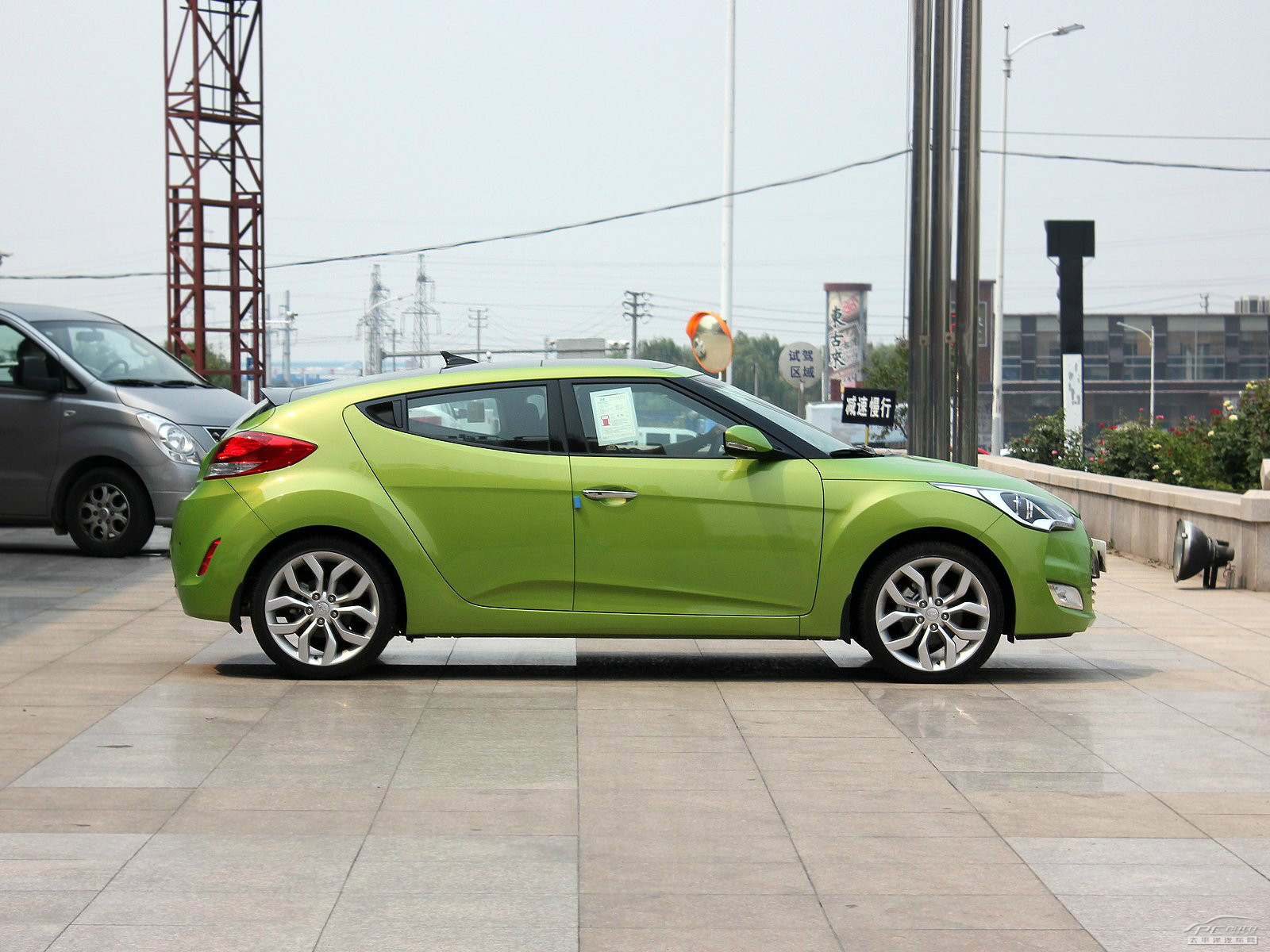 Veloster外觀高清大圖