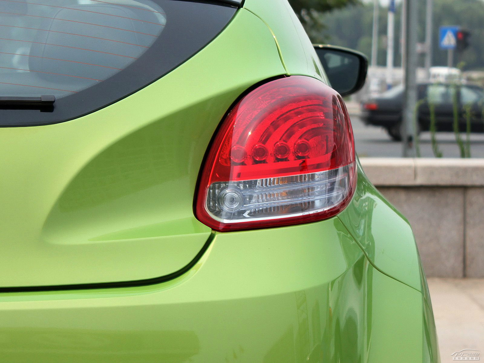 Veloster外觀高清大圖