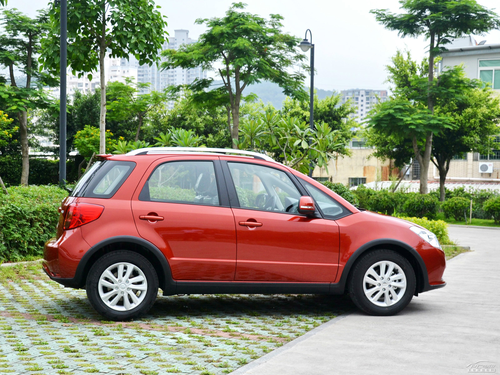 天語(yǔ)SX4外觀高清大圖