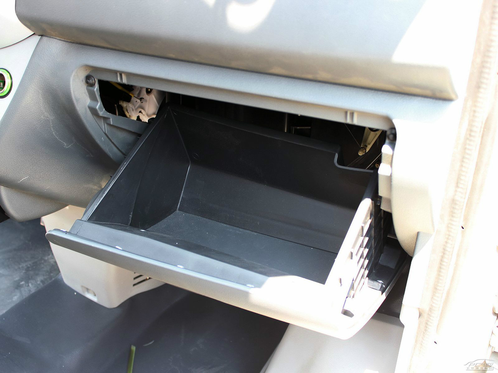 優(yōu)優(yōu)2代空間高清大圖