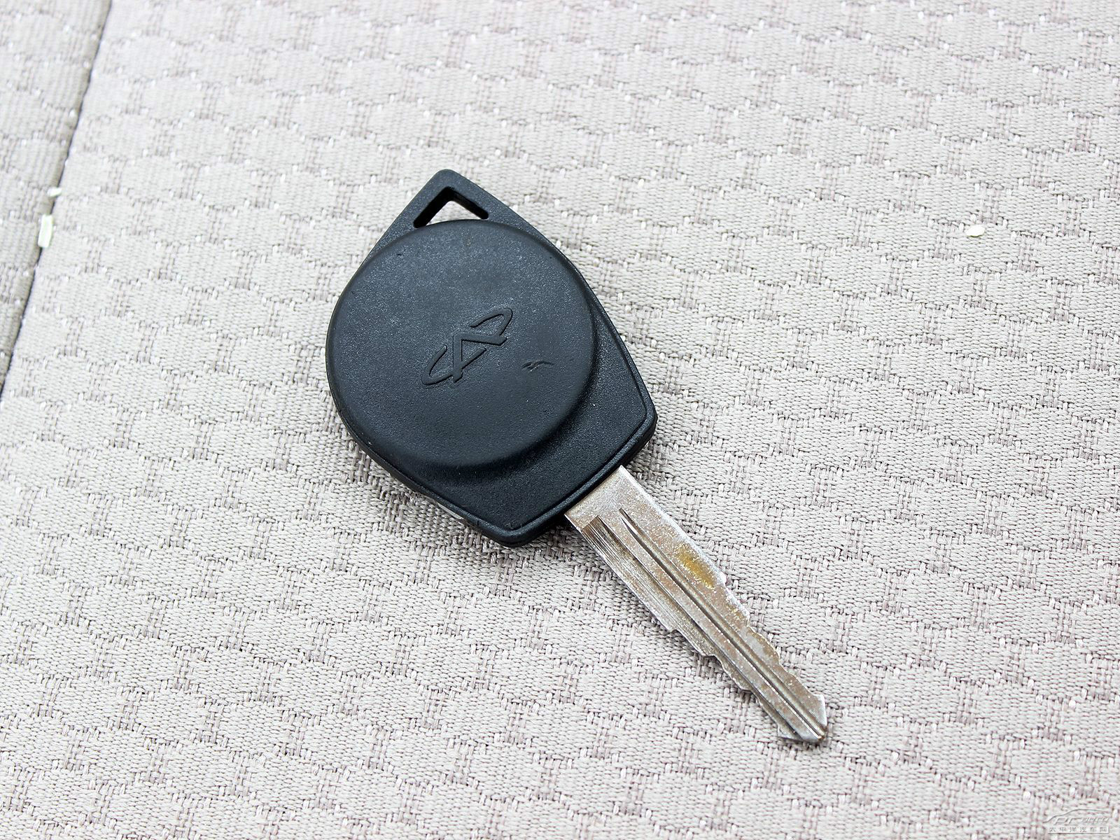 優(yōu)優(yōu)2代細(xì)節(jié)高清大圖