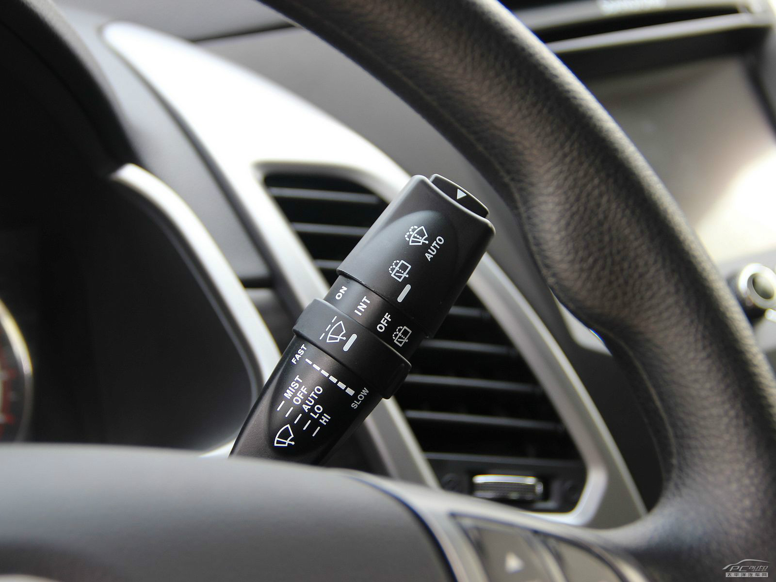 柯蘭多Korando內(nèi)飾高清大圖