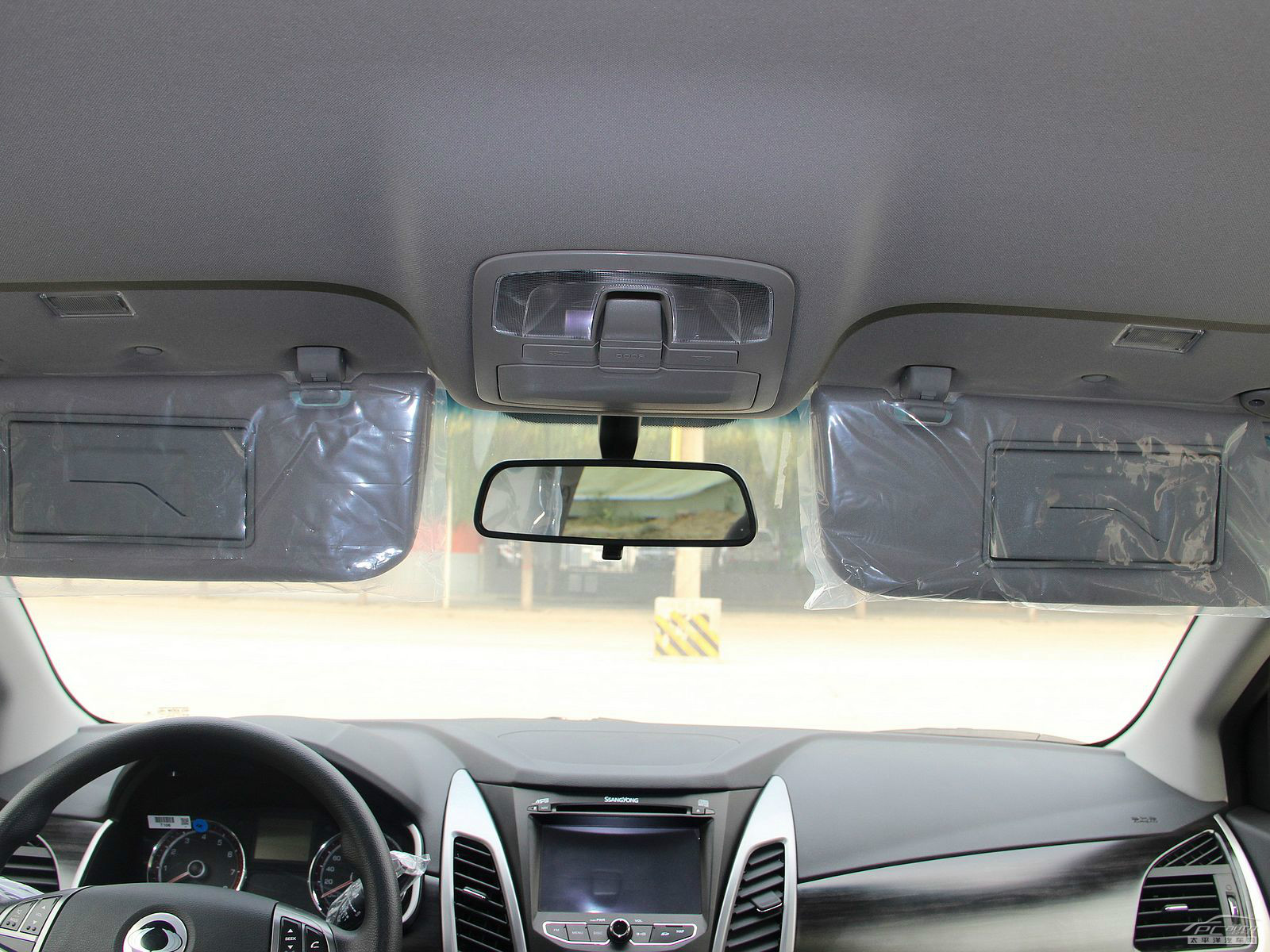 柯蘭多Korando內(nèi)飾高清大圖