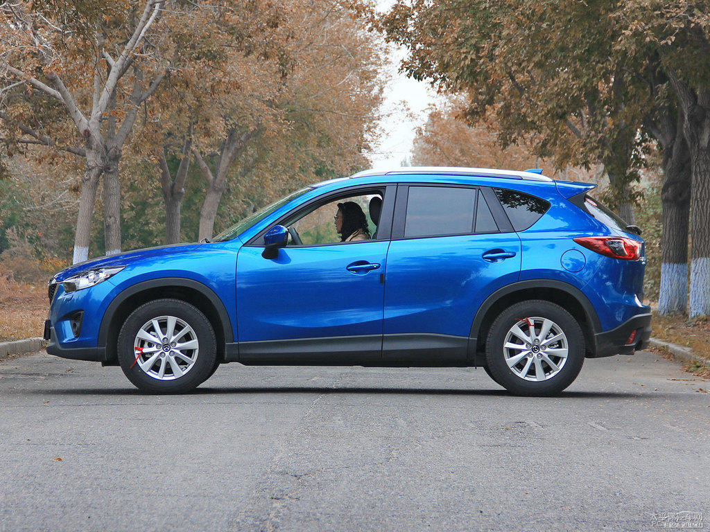 創(chuàng)馳藍(lán)馬自達(dá)CX-5整車外觀外觀圖片