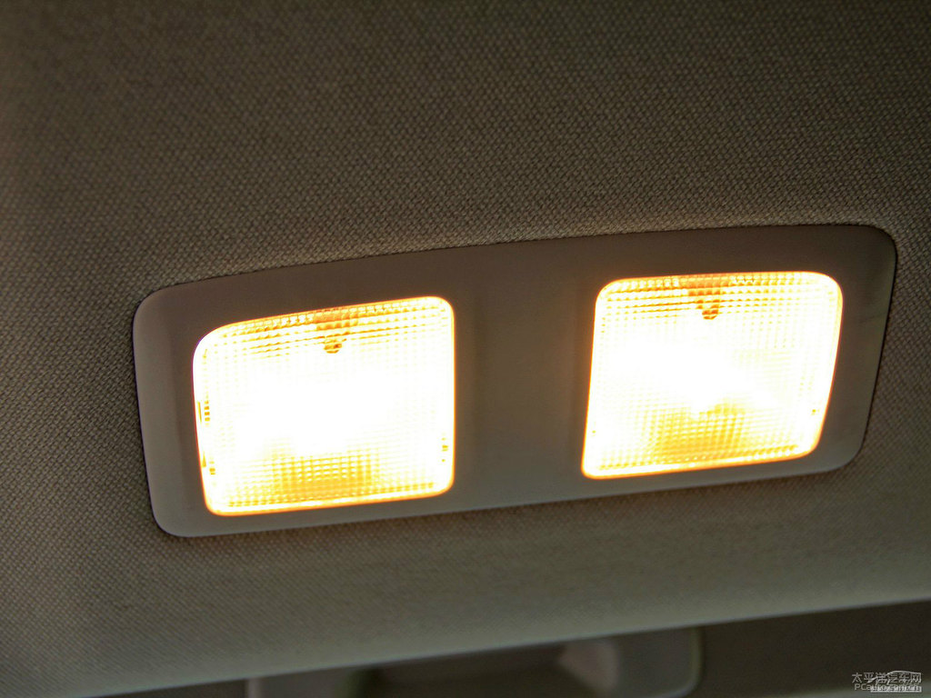 創(chuàng)馳藍(lán)馬自達(dá)CX-5車廂內(nèi)飾圖片