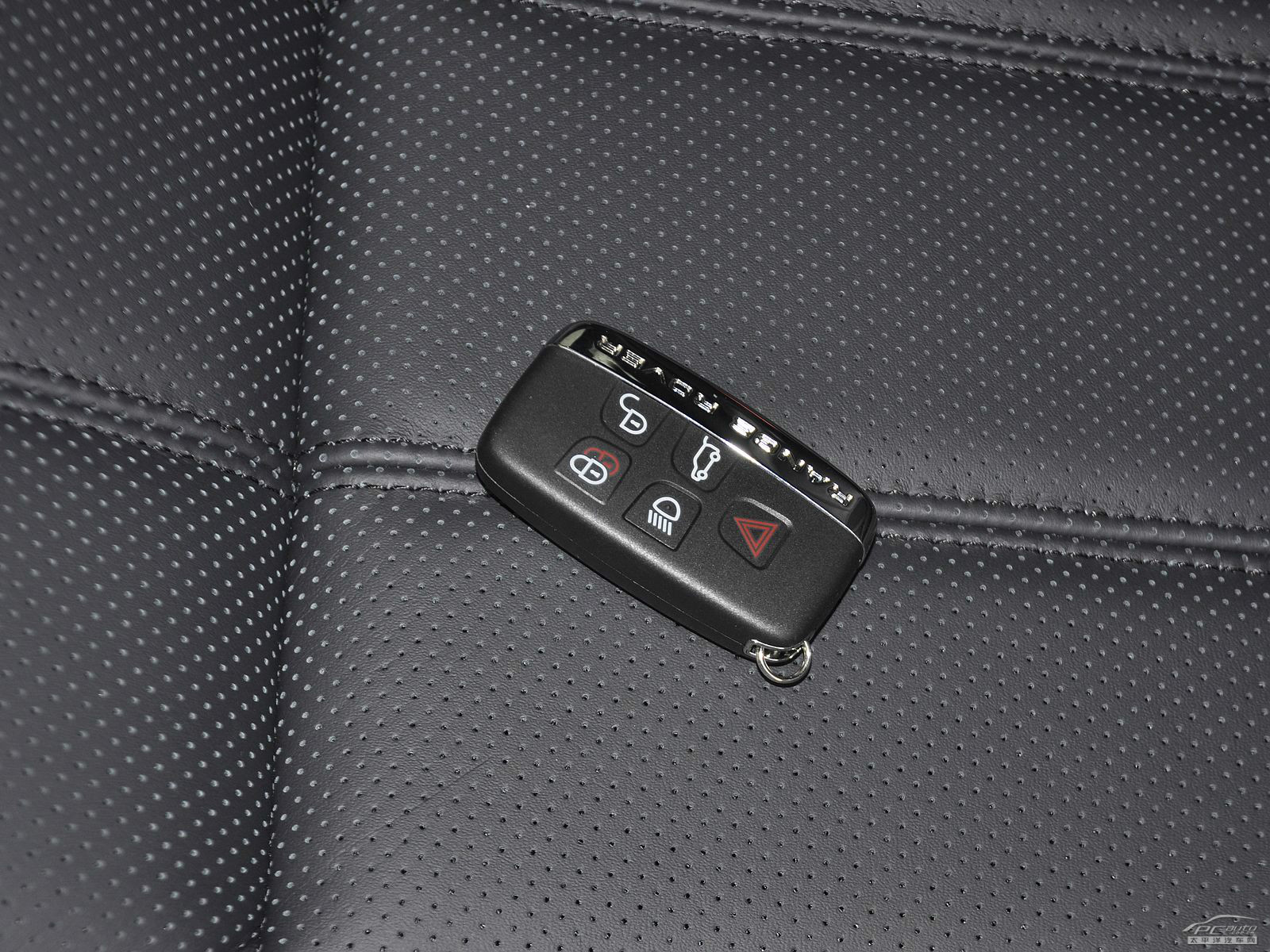 攬勝運動細節(jié)高清大圖