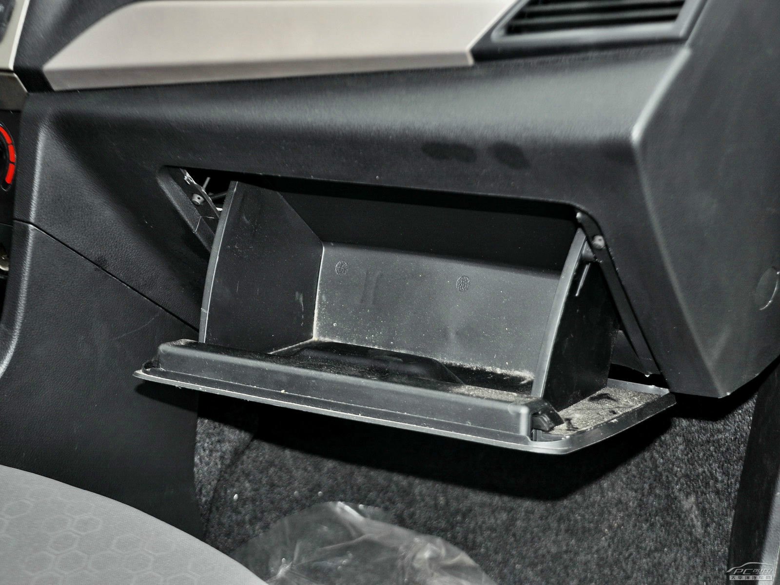 夏利空間高清大圖