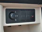 2013款 1.0L 手動精英型