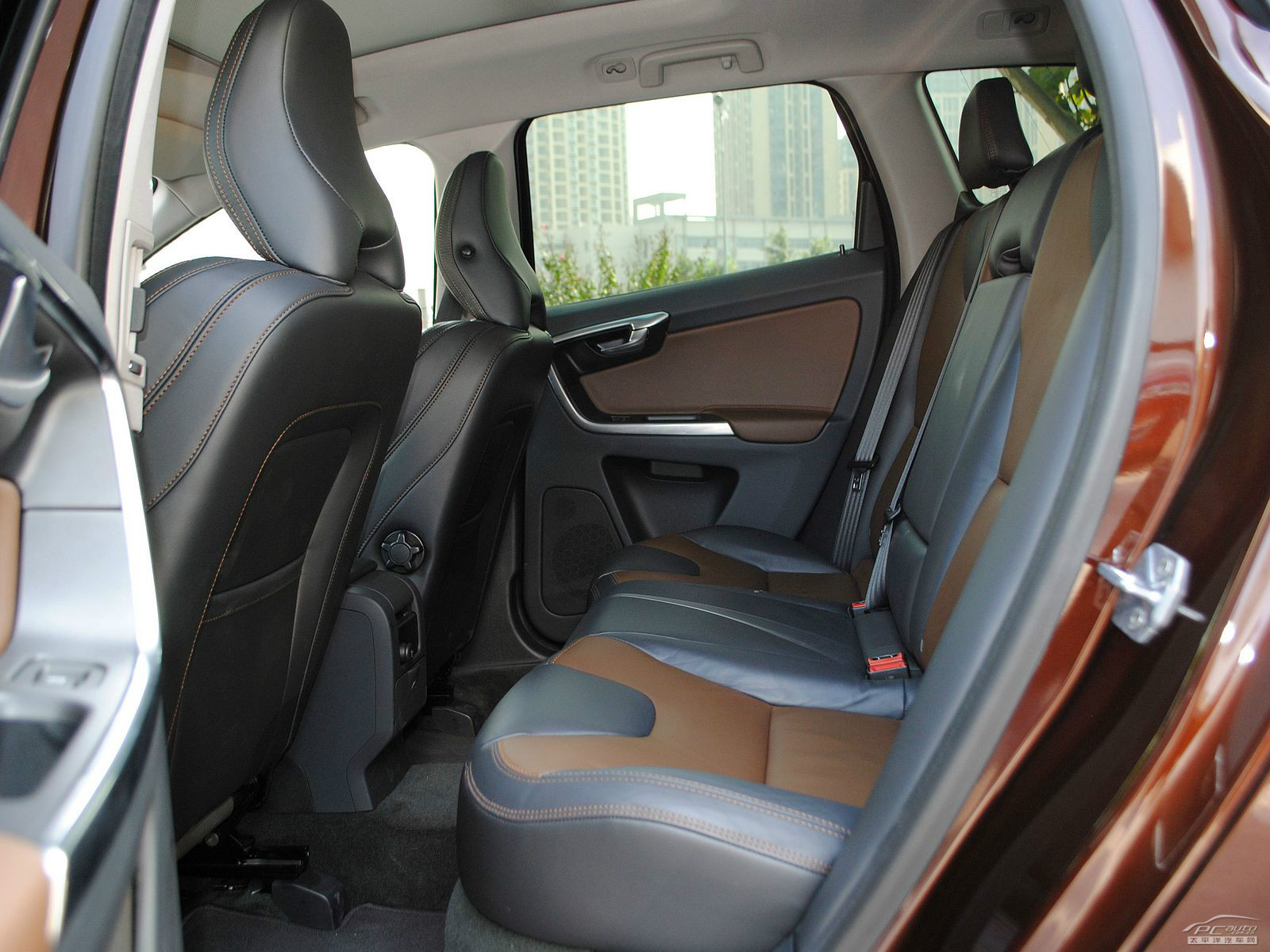 沃爾沃XC60(進(jìn)口)空間高清大圖