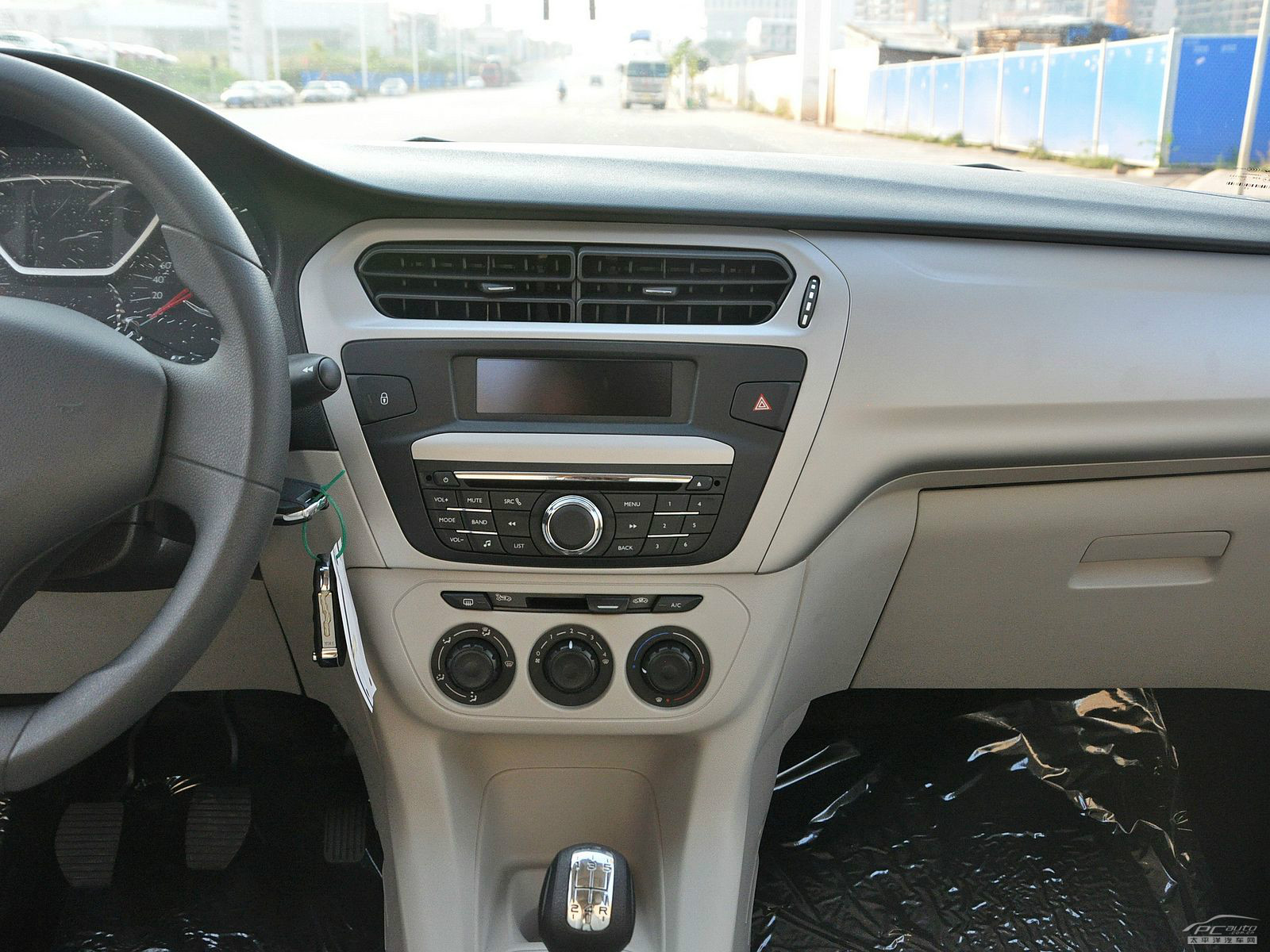 全新愛麗舍內(nèi)飾高清大圖