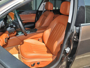 2013款 3.0T 標(biāo)準(zhǔn)型 2013款 3.0T 標(biāo)準(zhǔn)型