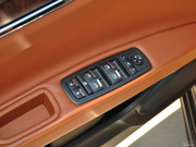 2013款 3.0T 標(biāo)準(zhǔn)型 2013款 3.0T 標(biāo)準(zhǔn)型