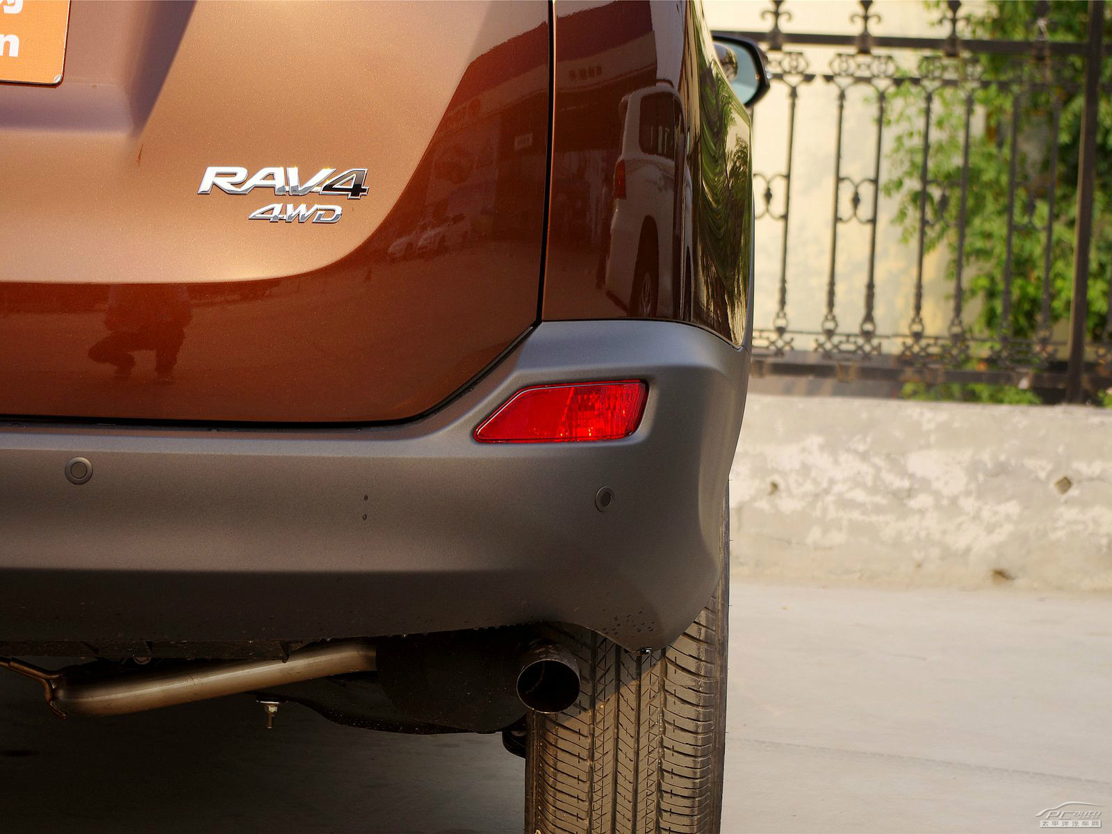 RAV4榮放外觀高清大圖