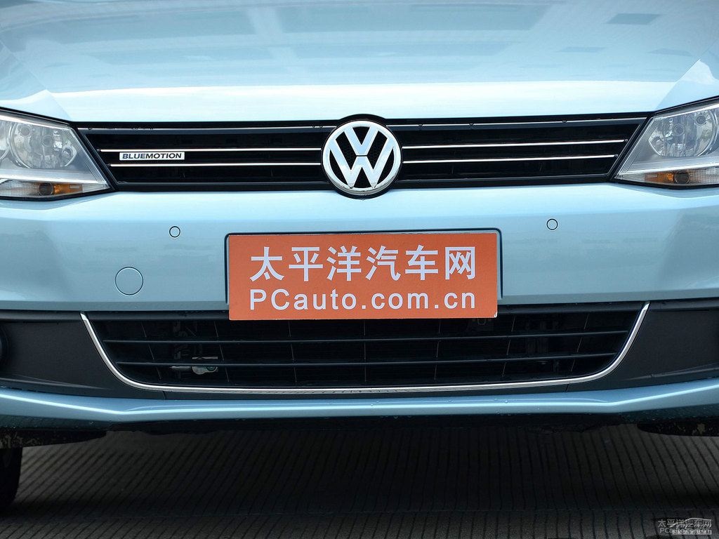 孔雀藍(lán)速騰車頭外觀圖片