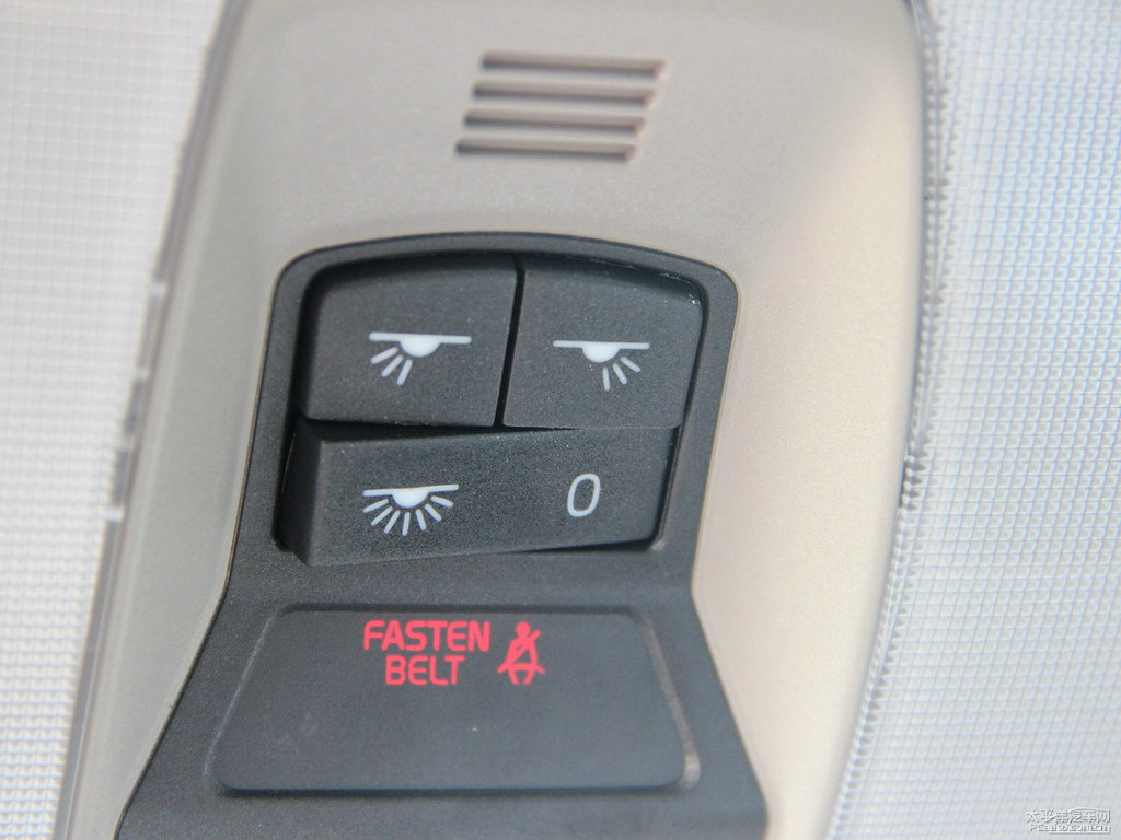 ؐ֠XC60(M)܇DƬ