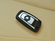 2013款 改款 328Li 豪華設(shè)計(jì)套裝