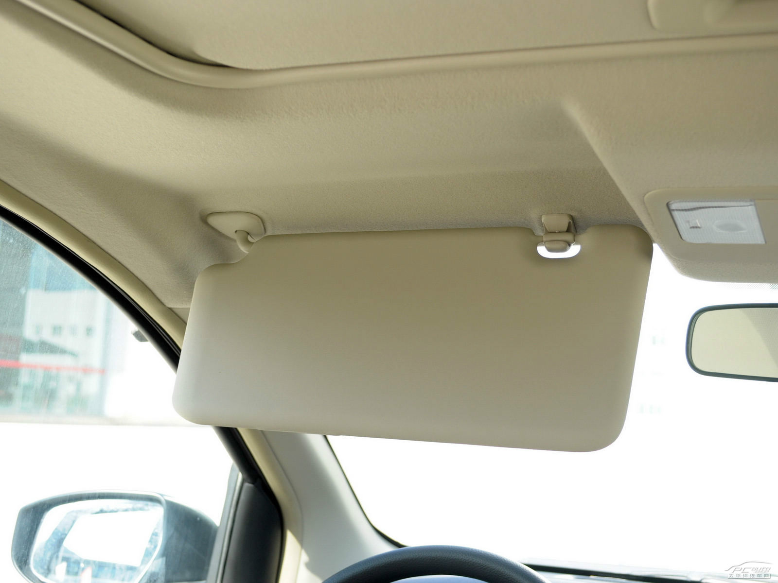 驪威內(nèi)飾高清大圖