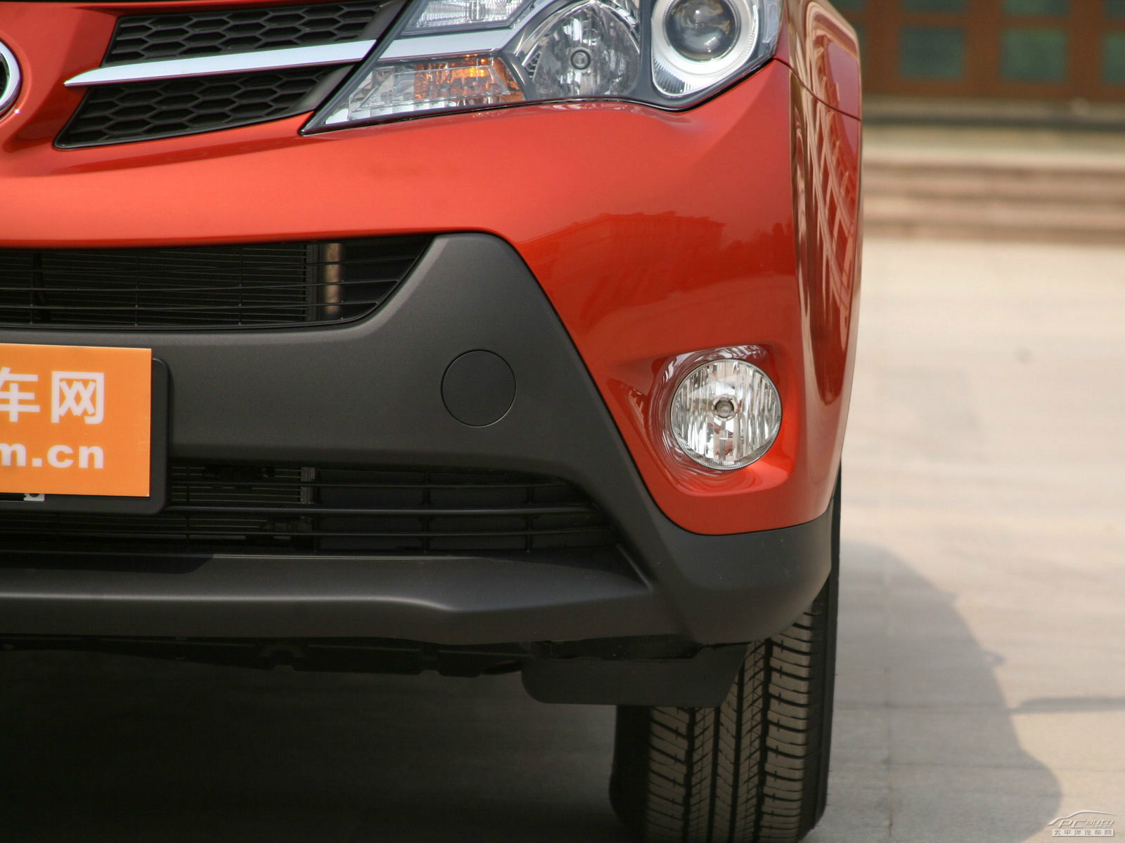 RAV4榮放外觀高清大圖