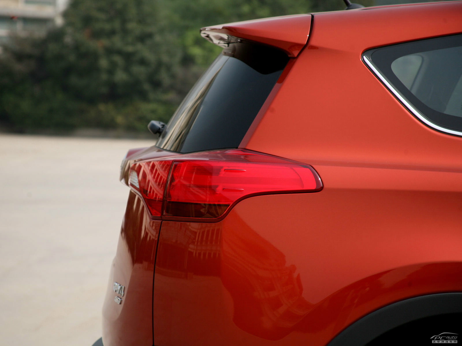 RAV4榮放外觀高清大圖