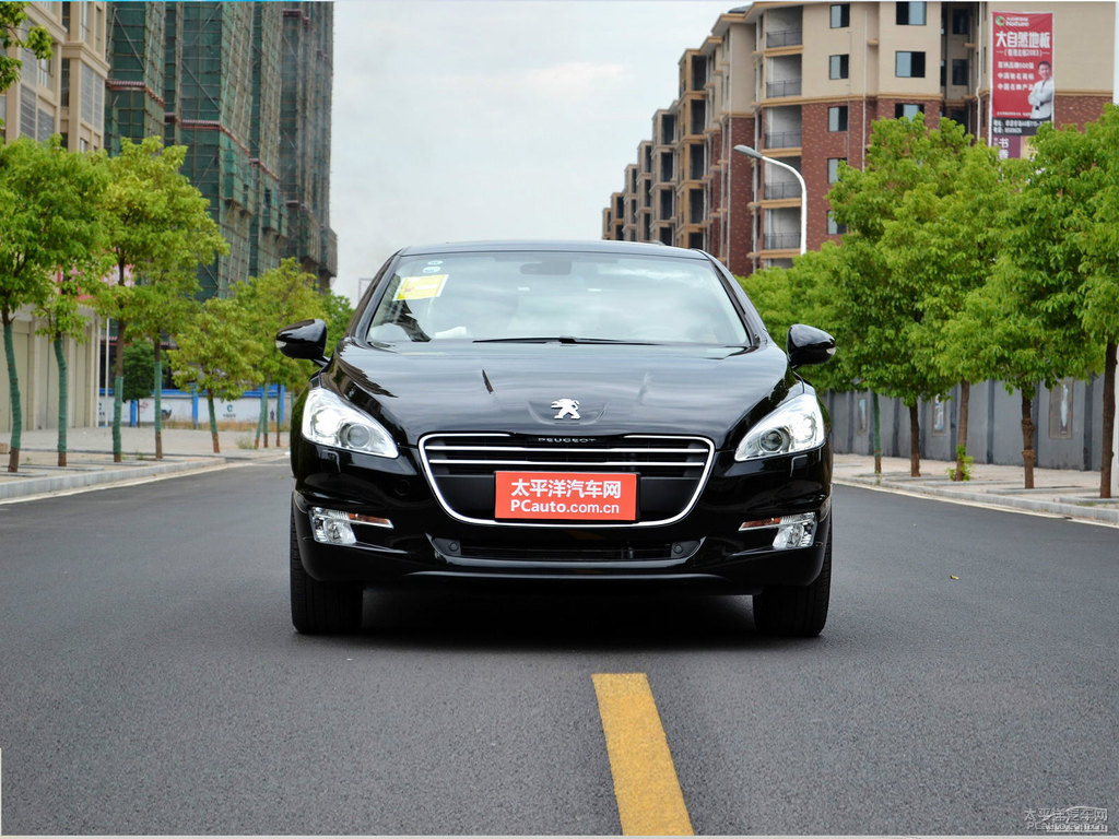 碳晶黑標致508整車外觀外觀圖片