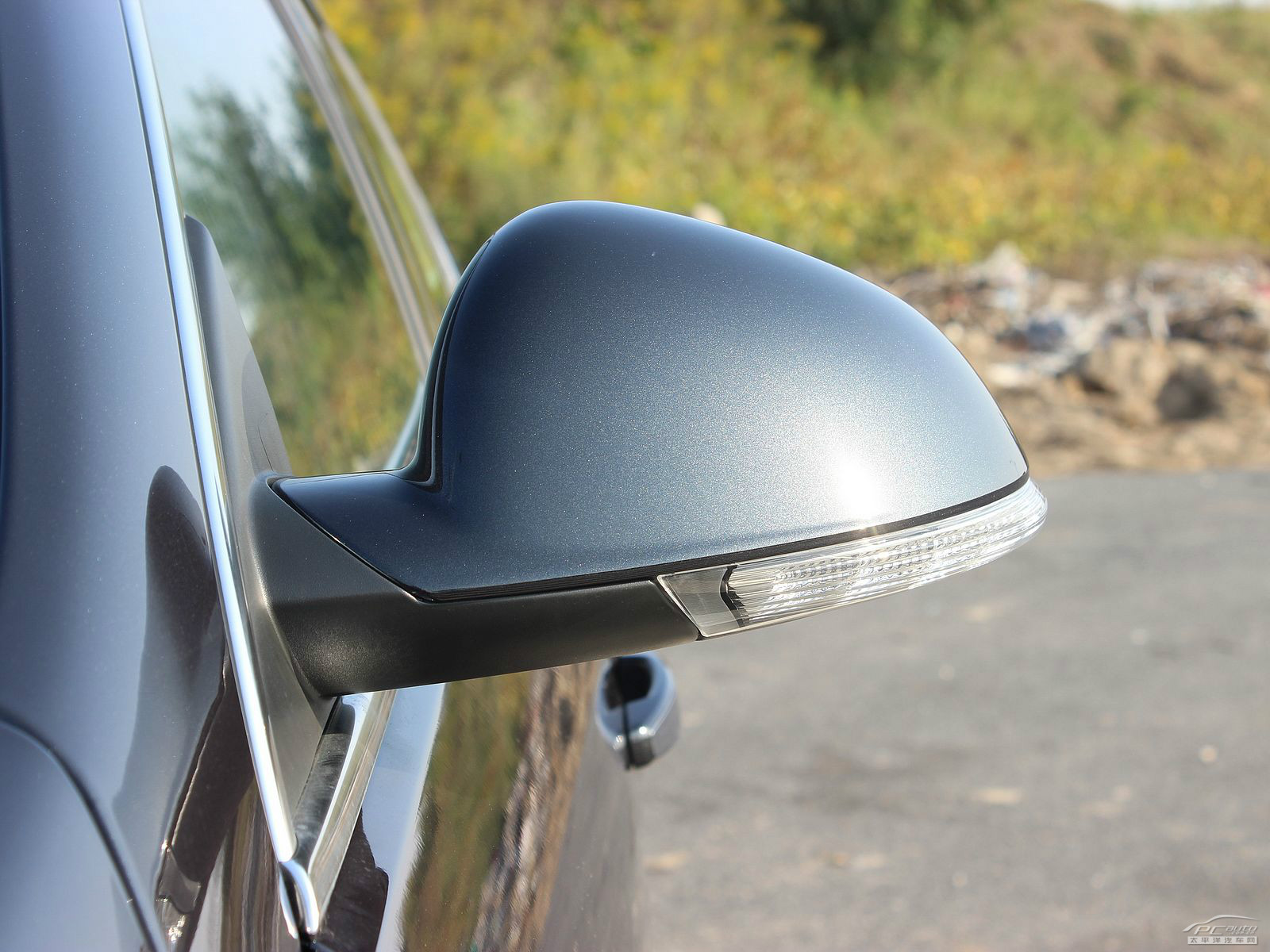 君威外觀高清大圖