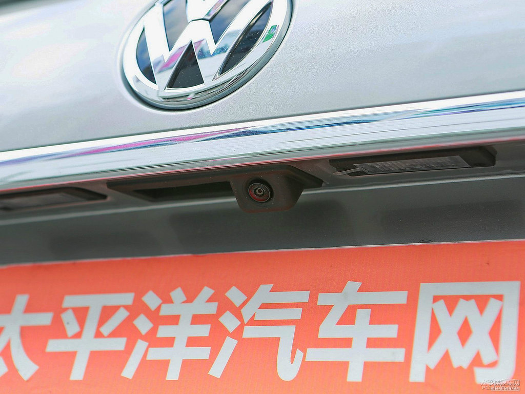 鋒芒銀朗逸車尾外觀圖片
