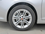 2013款 550D 1.8T AT 品臻版 2013款 550D 1.8T AT 品臻版