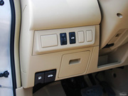 2012款 1.6L 自動尊貴版  2012款 1.6L 自動尊貴版