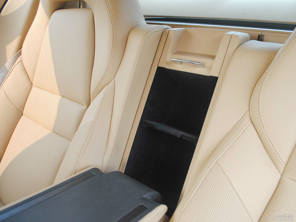̼ɫPanamera΃(ni)DƬ