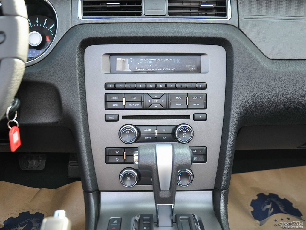 ܰ׸Mustangп؃(ni)DƬ