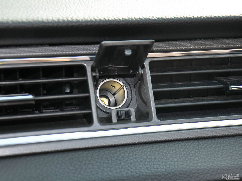 ܰ׸Mustangп؃(ni)DƬ
