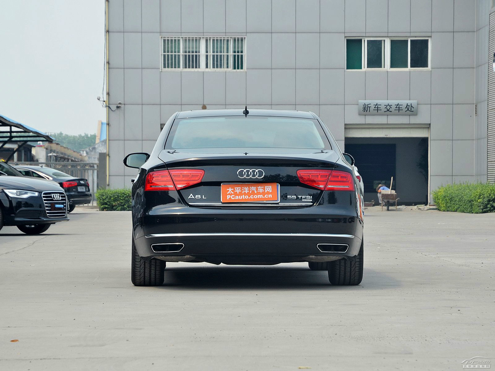 奧迪A8L外觀高清大圖