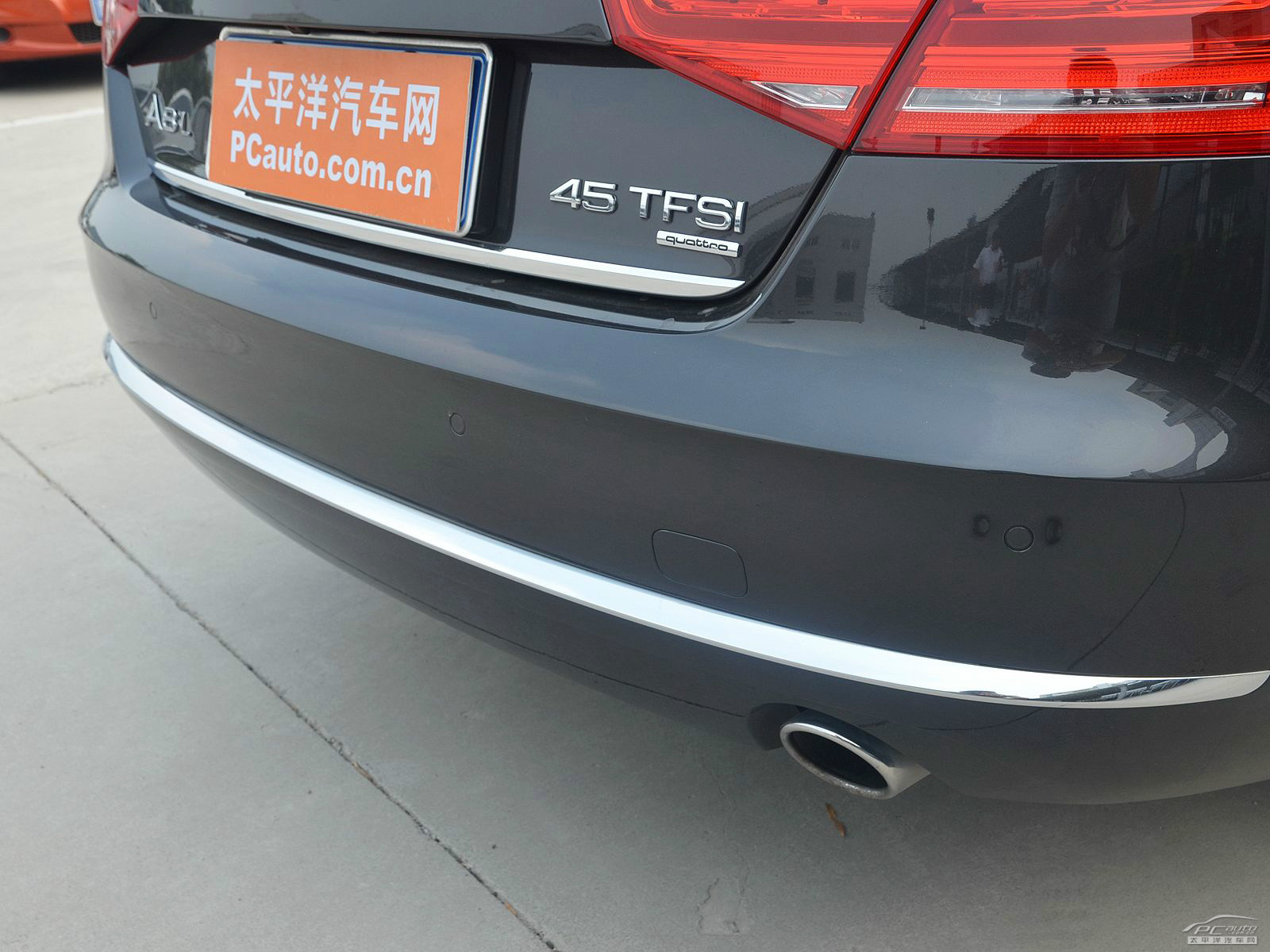 奧迪A8L外觀高清大圖