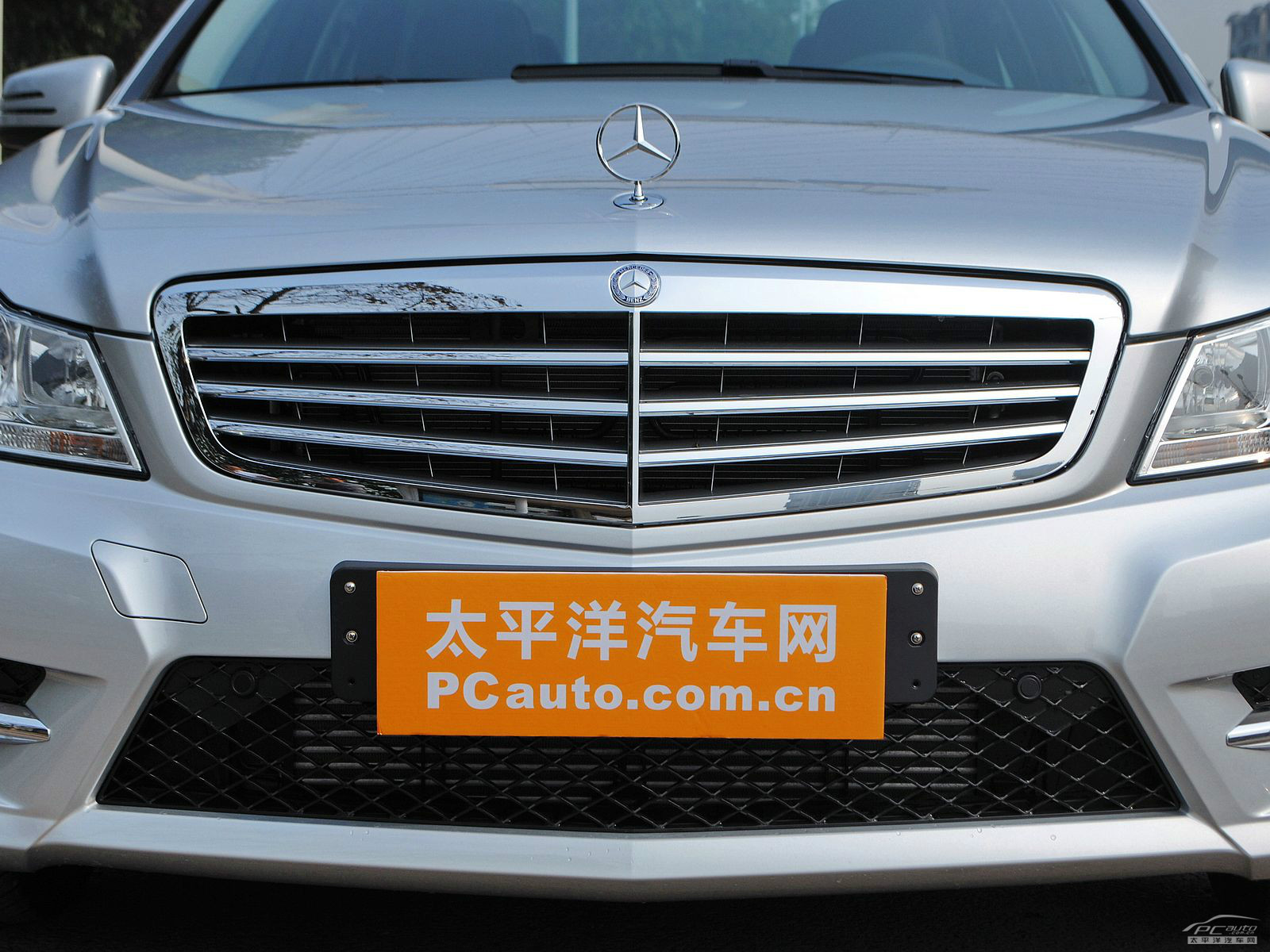 奔馳C級外觀高清大圖