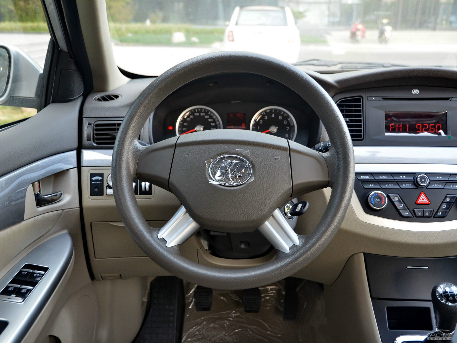 力帆630內(nèi)飾高清大圖