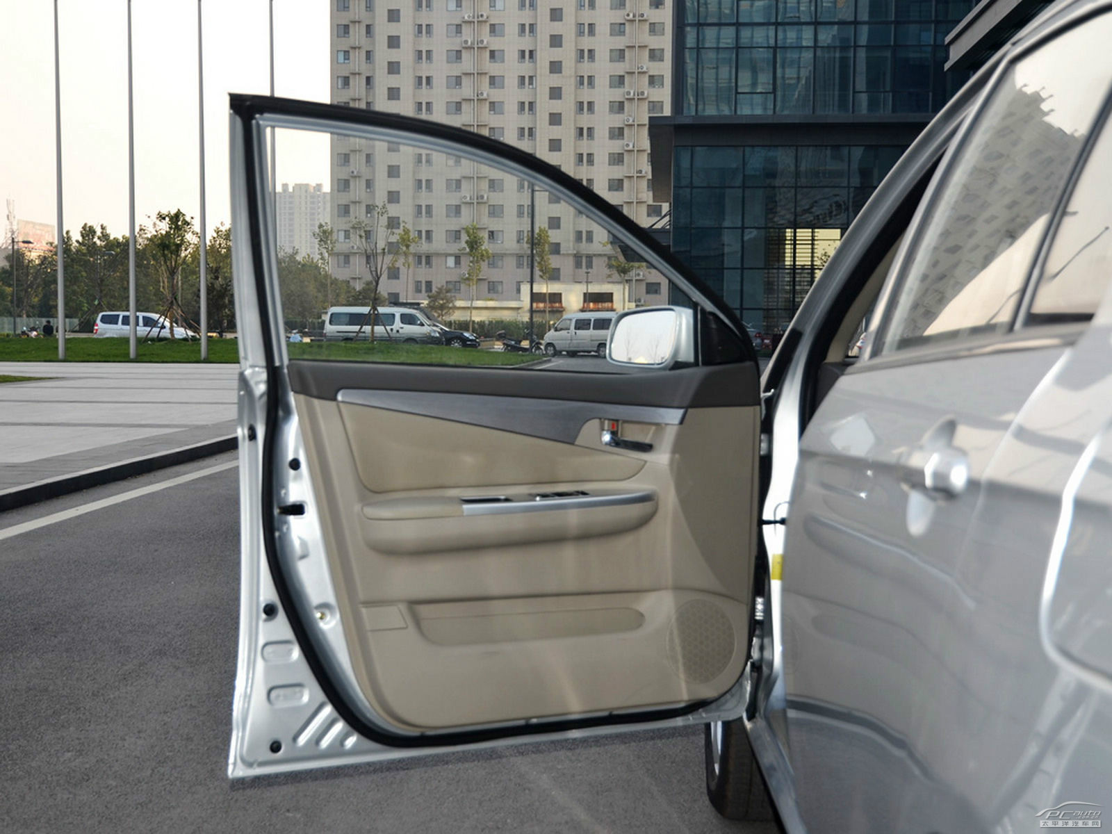 力帆630內(nèi)飾高清大圖