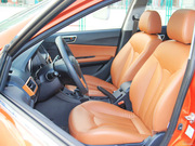 2014款 1.5L 手動 女性版 豪華型 2014款 1.5L 手動 女性版 豪華型