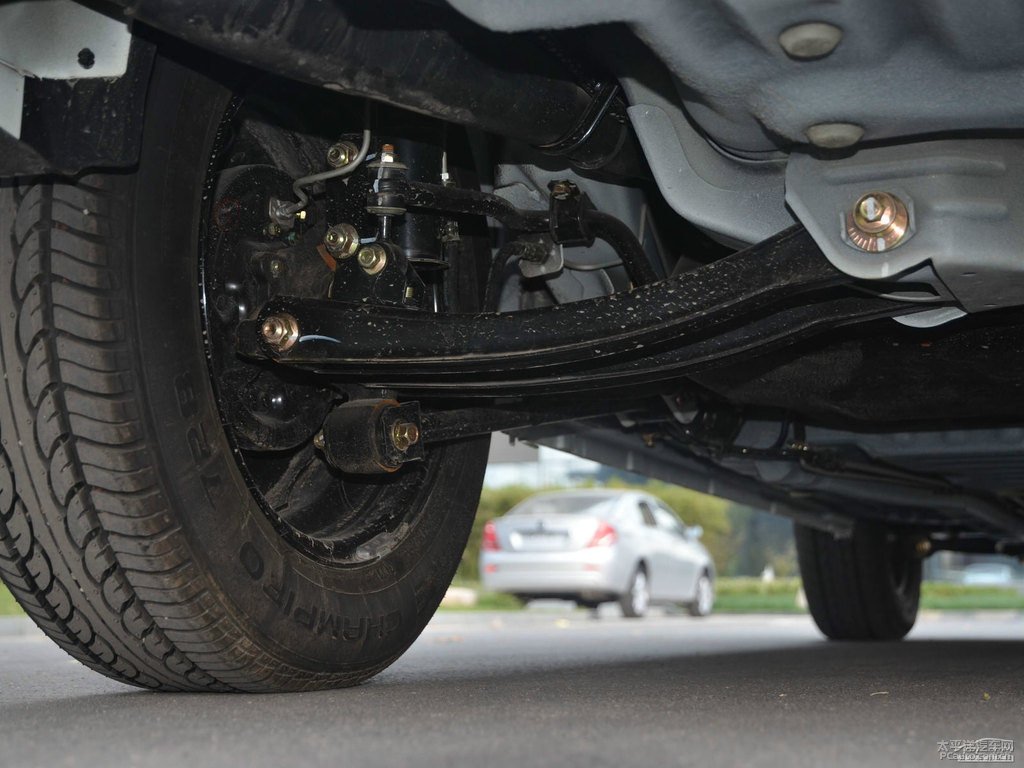 ɫ330ױP(pn)(x)(ji)DƬ