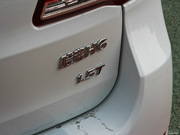 2013款 升級版 1.5T 手動四驅(qū)尊貴型 2013款 升級版 1.5T 手動四驅(qū)尊貴型