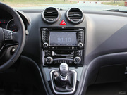 2013款 升級版 1.5T 手動四驅(qū)尊貴型 2013款 升級版 1.5T 手動四驅(qū)尊貴型