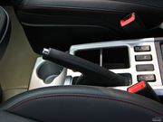 2013款 升級版 1.5T 手動四驅(qū)尊貴型 2013款 升級版 1.5T 手動四驅(qū)尊貴型