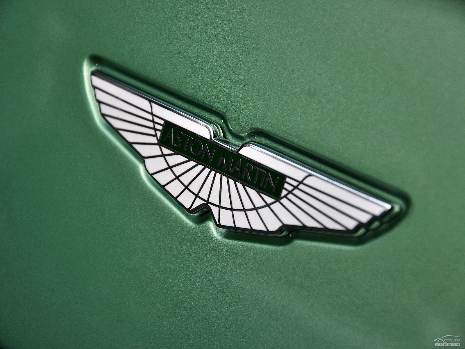 V8 Vantage外觀高清大圖